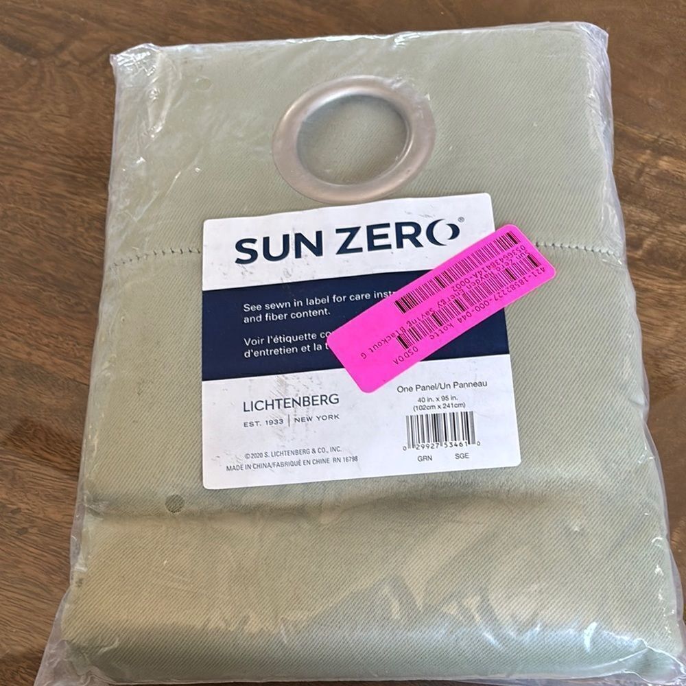 Sun Zero Curtain Single Panel Grommet 40 x 95" Sage